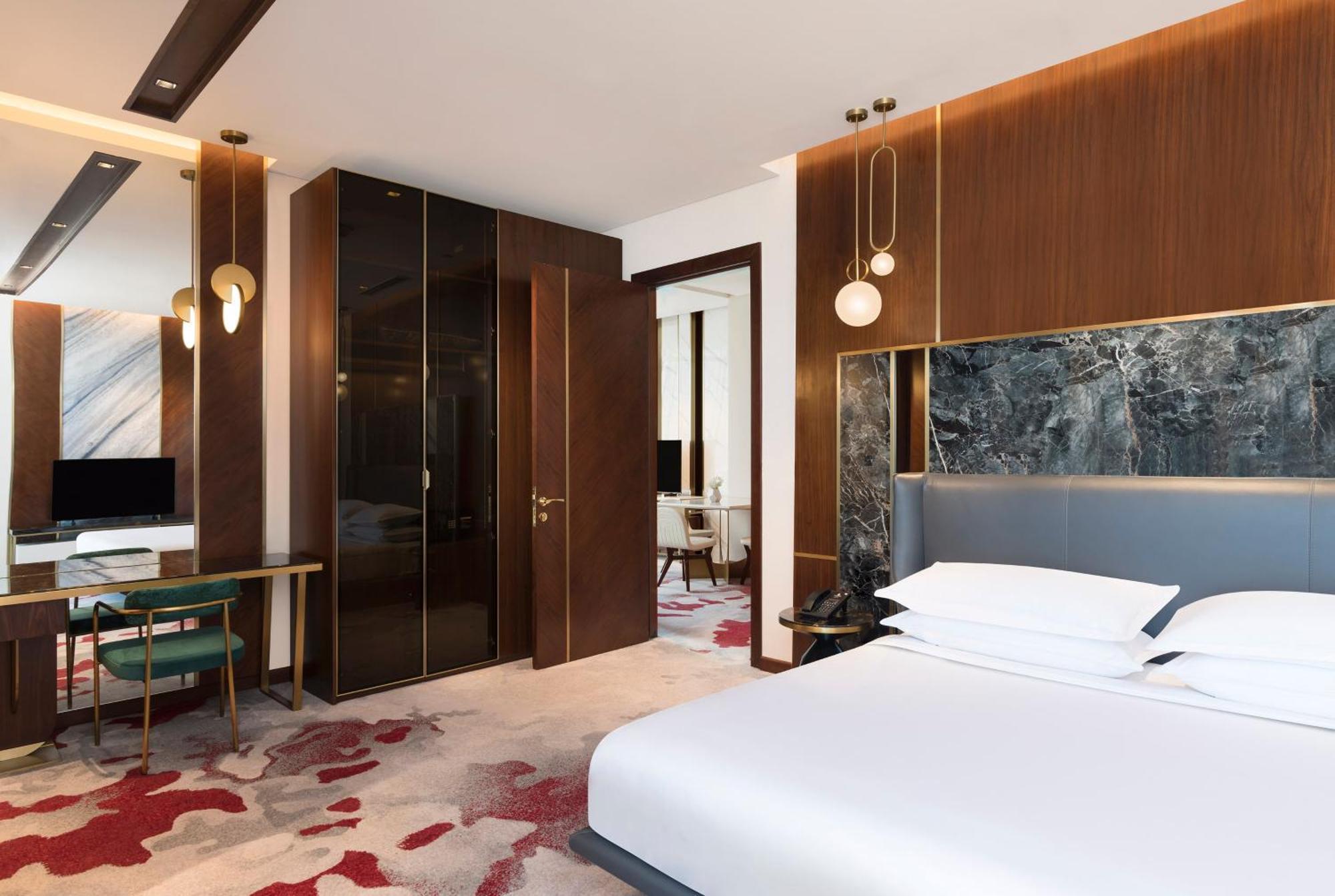 Velero Hotel Doha Lusail Exterior photo A bedroom at the hotel