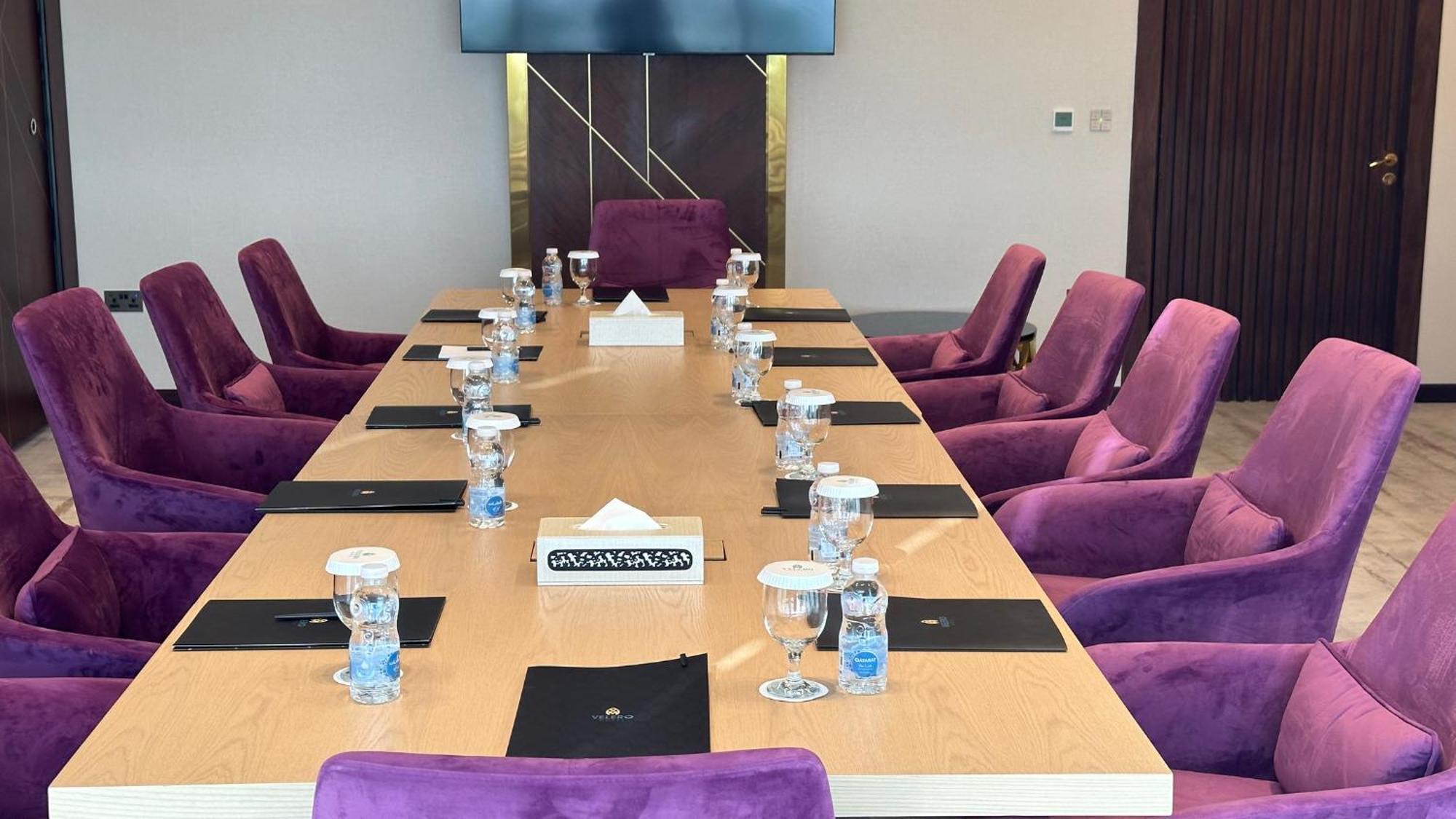 Velero Hotel Doha Lusail Exterior photo The boardroom of the National Bank of Oman