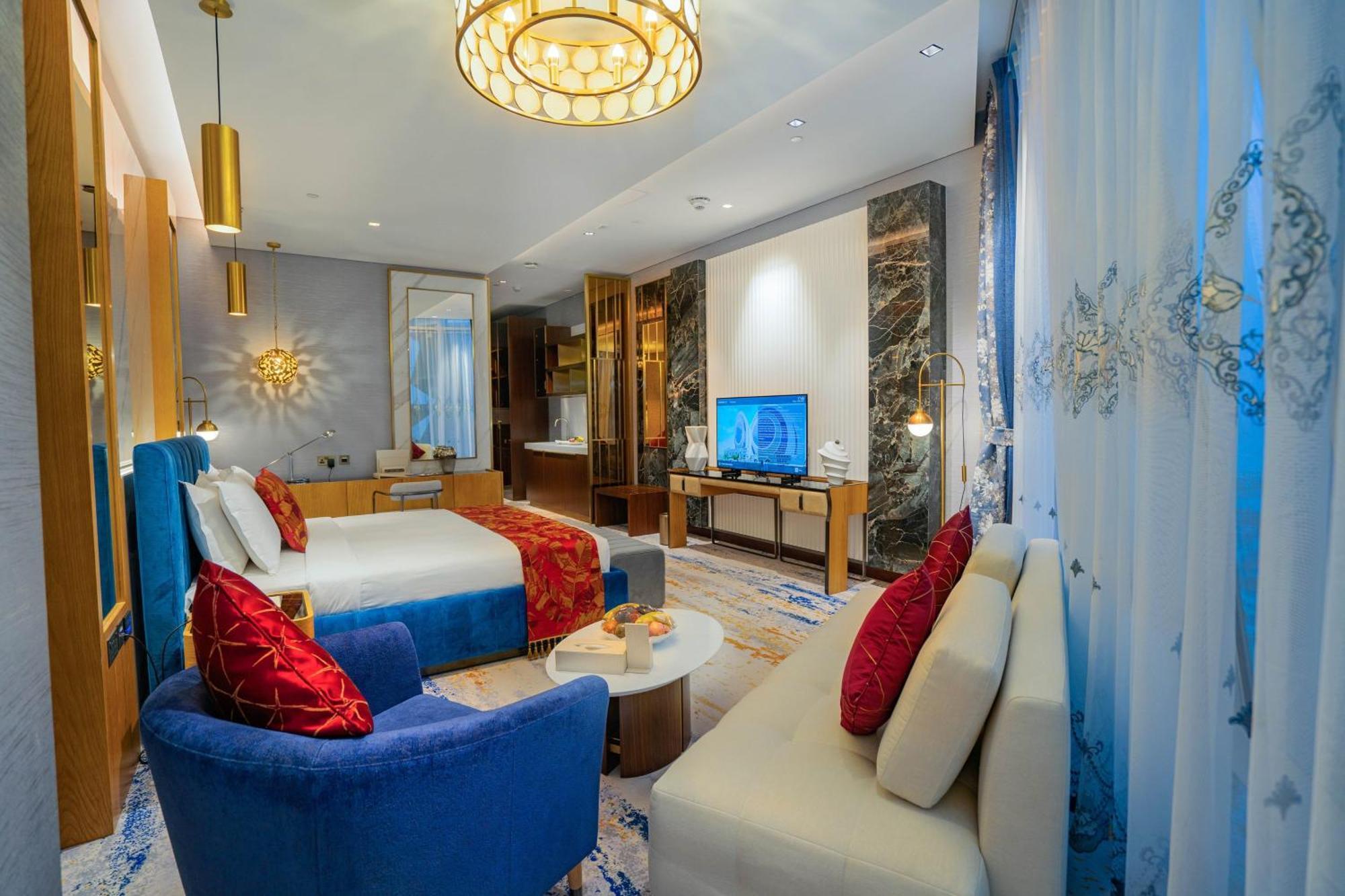 Velero Hotel Doha Lusail Exterior photo Deluxe Suite
